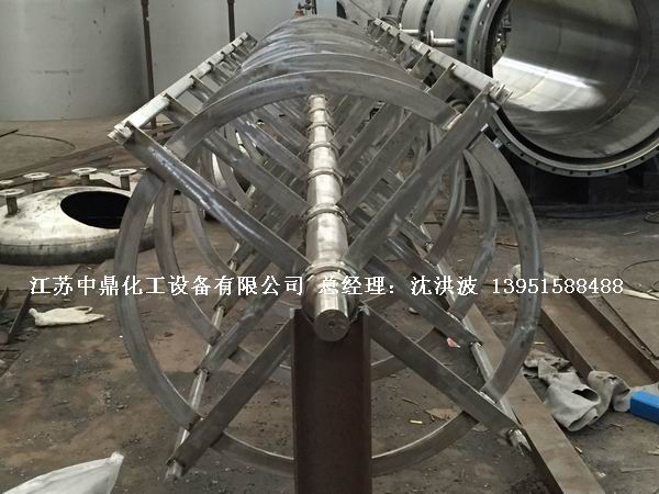 外盤(pán)管式刮板薄膜蒸發(fā)器  